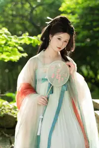 Xi Gua's Graceful Hanfu Elegance | YiTuYu Vol.8558 Collection-11