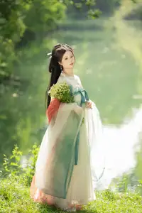 Xi Gua's Graceful Hanfu Elegance | YiTuYu Vol.8558 Collection-8