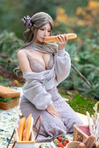 Coser Yuuhui: Gentle Muse in Spring Outing Part01 – Enchanting Beauty-11