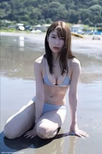 Risa Yukihira FRIDAY Monthly Girl 016: Captivating Natural Beauty Under Summer Sun-4