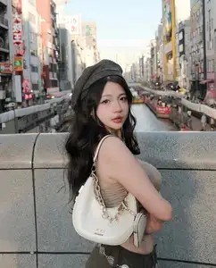 Flight Attendant Cao Thanh Thao: Alluring Beauty Explodes in Bikini Photoshoot and Enduring Appeal-1