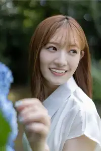 Kana Nakada's Captivating Charm: FRIDAY Digital Photo Book 'Konna ni Soba ni Iru noni' - A Must-See Collection.-8