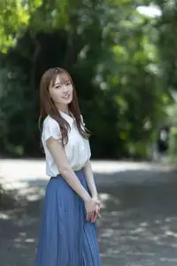 Kana Nakada's Captivating Charm: FRIDAY Digital Photo Book 'Konna ni Soba ni Iru noni' - A Must-See Collection.-3