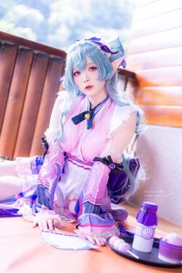 Coser Shimo Tsukigami as Yumemizuki Mizuki: Adorable Pastel Maid Cosplay with Elf Ears and Blue Hair-12
