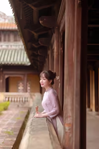 XVG No.46: Ethereal Grace: Vietnamese Lady in Elegant Pastel Purple Ao Dai-6