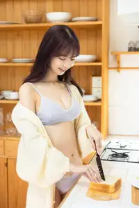 Riko Matsudaira - SPABOOKS: Captivating 'Swan-like Body Line' in SPA- Digital Photo Book-6