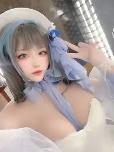 Coser Qi Si Kuai Wii - Enchanting Beauty in Elegant Cheshire Gown - A Masterpiece Cosplay.-18