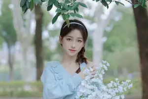 Lin Miao Xin: Captivating Spring Serenity in YiTuYu Vol.8645-5