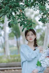 Lin Miao Xin: Captivating Spring Serenity in YiTuYu Vol.8645-20