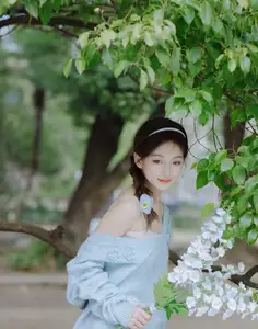 Lin Miao Xin: Captivating Spring Serenity in YiTuYu Vol.8645-8