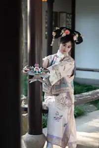 YiTuYu Vol.8552: Jiao Yi Zhi Sui Sui – Captivating Ancient Beauty & Traditional Artistry-40