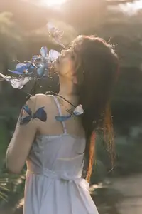 Enchanting Muse Amidst Blooms: Xing Zhi Ka Tao's Ethereal Beauty in YiTuYu Vol.8541-4