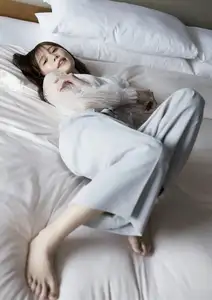 Yuka Kohinata BRODY Digital: Drenched in Love's Radiance (0004)-0