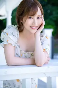Ono Rikka Graphis Gals Vol.4 Discover Her Radiant Smile And Captivating Natural Beauty-0