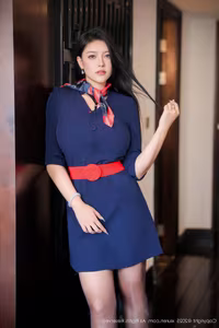 XiuRen No.10371: Xiao Na Bi's Alluring Charm in Captivating Professional Attire-7