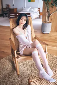 Misaki Jinbu Alluring in FLASH Digital Photo Book Vol.1 Part01: 'Just Between Us' Exclusive-10