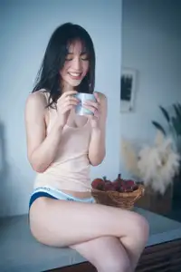 Misaki Jinbu Alluring in FLASH Digital Photo Book Vol.1 Part01: 'Just Between Us' Exclusive-12