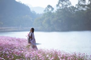 Ethereal Hanfu Beauty in Lavender Flower Field - YiTuYu Art Language Vol.8304: Serene Traditional Elegance.-3