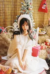 Zi Qing's Cozy Charm: Captivating Beauty in Rustic Warmth - YiTuYu Vol.8643-3