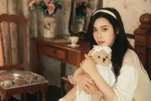 Discover Pai Pai's Dreamy Elegance in YiTuYu Vol.8568: A Gentle Retro Charm-16