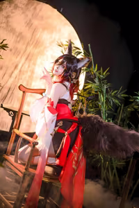 Natsuko Captivating Tingyun Cosplay: Honkai Star Rail Elegance.-11