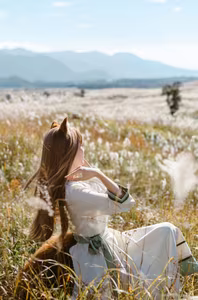 Coser Ely_eee: Enchanting 'Wolf and Breeze' Cosplay amidst Golden Fields | Artistic View-9