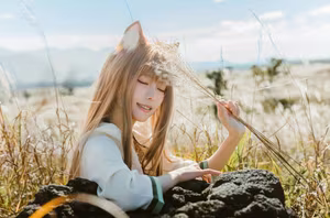 Coser Ely_eee: Enchanting 'Wolf and Breeze' Cosplay amidst Golden Fields | Artistic View-20