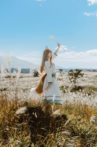 Coser Ely_eee: Enchanting 'Wolf and Breeze' Cosplay amidst Golden Fields | Artistic View-23