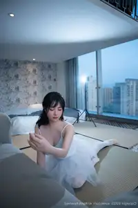 Ruan Qing XuiRen No.10575: Captivating Grace in a Pristine White Ballet Ensemble-29