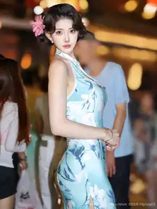 XiuRen No.10594: Li Shuang Er's Graceful Charm in a Modern Cheongsam, Captivating Asian Beauty.-7