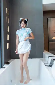 XiuRen Shi An An Alluring in Unique Blue Porcelain Cheongsam - 0017-7430948285-7