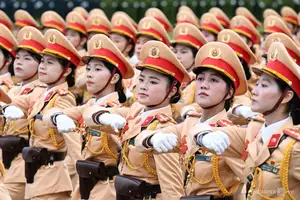 Vietnam's Female Soldiers: Majestic Parade Rehearsal Showcases Strength and Discipline-3