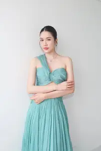 Runner-up Phuong Anh's Elegant Beauty Shines Bright Amidst Sen Vang Departure News-0