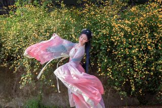 Coser Nnian as Begonia Fairy: Ethereal Beauty in a Fairytale Garden-22