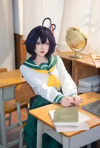 Coser Qing Shui You Nai Transforms into Utena Hiiragi JK from Gushing over Magical Girls - Pure, Adorable & Captivating-6