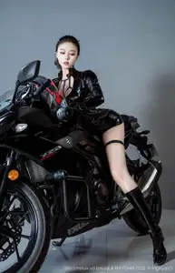 Qing Miao Vol.378: Alluring Biker Goddess in Powerful Black Leather - XingYan Star Face-5