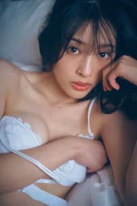 Captivating Misaki Jinbu in FLASH Digital Photo Book Vol.2 - Discover Her Natural Japanese Beauty-3