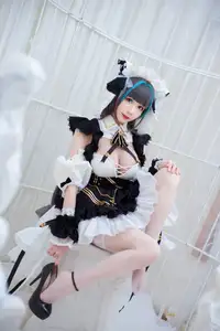 Coser Tomoyo-chan as Azur Lane's Cheshire: Captivating charm and sweet allure.-6