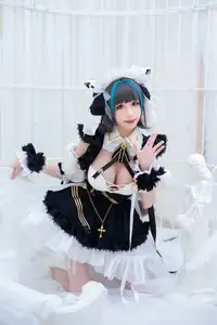 Coser Tomoyo-chan as Azur Lane's Cheshire: Captivating charm and sweet allure.-2