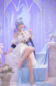 Coser AzuNyan Transforms into a Dreamy Fairy in a Pure White Dress from the June 2025 Collection-28