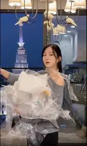 Unveiling Lê Bống's Cozy Minimalist Nook: A Modern Space with Personal Touch-1