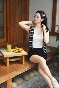 XVG No.7: Discover the Radiant Charm of a Young Woman's Effortless Summer Style and Adorable Pose-6