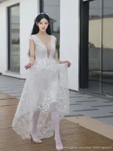 Li Shuang Er No.10661: Ethereal Beauty in a Sexy White Gown-29