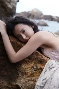 Natsuki Sena: Discover Her Sensual, Alluring Beauty in Every Moment-2