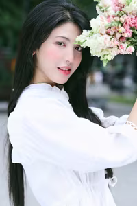 VGU No.58: Elegant Beauty of a Vietnamese Girl: Gentle, Pristine Smile in Sunlight.-3