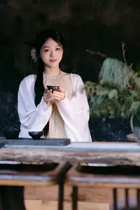 Discover the Ethereal Grace of Ya Tui in YiTuYu Art Language Vol.8581-12