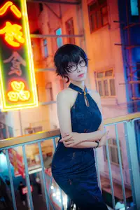 Coser Ely_eee as Reiko Kujirai B: Elegant Night Street Vibe with a Feline Friend-15