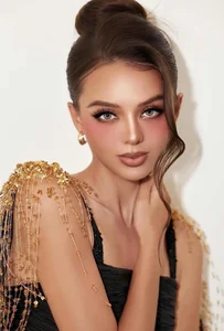 Dianka Zakhidova’s Beautiful Journey: 4 Years of Marriage with Vietnamese Star Bùi Tiến Dũng and Life in Vietnam-5