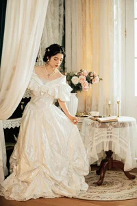 Timeless Grace: Discover Xuan Xuan’s Retro Portraits in a Captivating Oil Painting Aesthetic-1