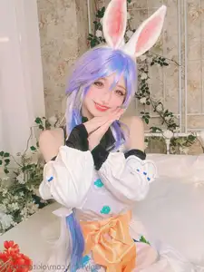 Coser Rinka as Pekomama: Sweet Charm, Captivating Beauty-5